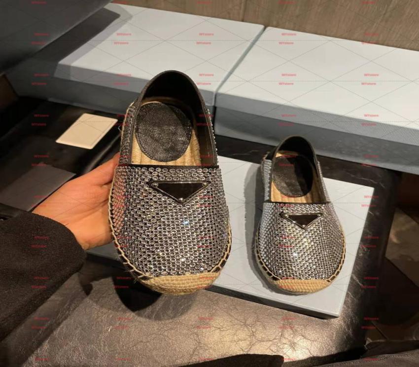 Satin slingback pumps fisherman sandals with crystals Satin crystals series Slippers Sandals Loafers Muller shoes Upper with heat9814492, Black
Satin slingback pumps fisherman sandals with crystals Satin crystals series Slippers Sandals Loafers Muller shoes Upper with heat9814492, Black