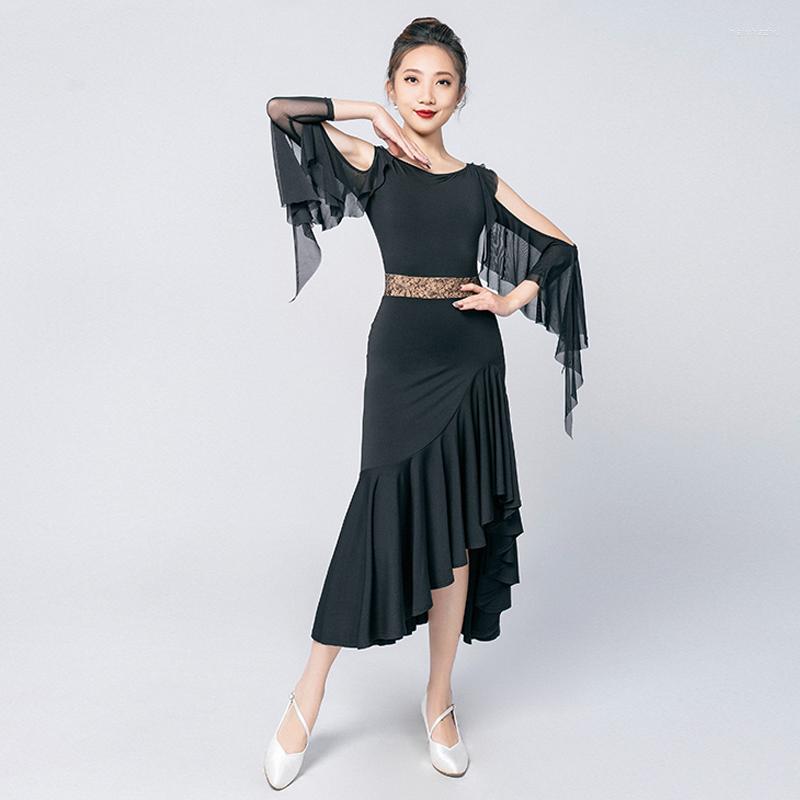 Stage Wear 2023 Off-Shoulder Ballroom Dance Dress Practice Black Ruffle Sleeve Standard Dancing Clothes Tango DL10457
Stage Wear 2023 Off-Shoulder Ballroom Dance Dress Practice Black Ruffle Sleeve Standard Dancing Clothes Tango DL10457