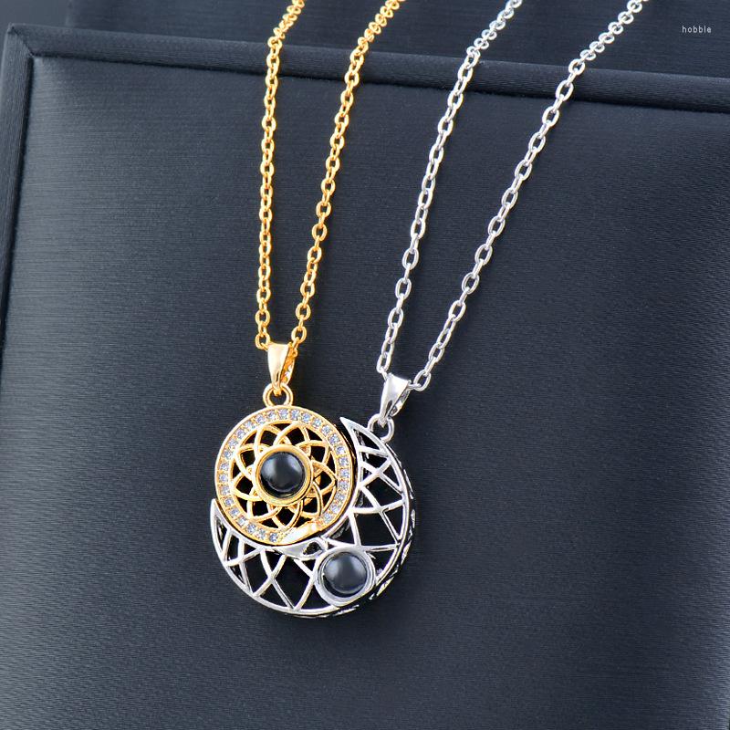 Chains 2PCS Magnetic Couple Matching Necklace 100 Languages I Love You Projection Sun Moon Heart Shape Magnet Paired Pendant Lover Gift
Chains 2PCS Magnetic Couple Matching Necklace 100 Languages I Love You Projection Sun Moon Heart Shape Magnet Paired Pendant Lover Gift
