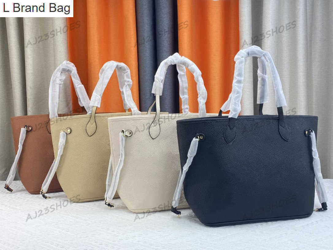 L Brand Bag Never MM Tote Full 2 sets Shoulder Bags Black Embossed leather Cognac Brown M45685 Women Designer Beach Shopping Bag with Zipped Pouch M45686
L Brand Bag Never MM Tote Full 2 sets Shoulder Bags Black Embossed leather Cognac Brown M45685 Women Designer Beach Shopping Bag with Zipped Pouch M45686