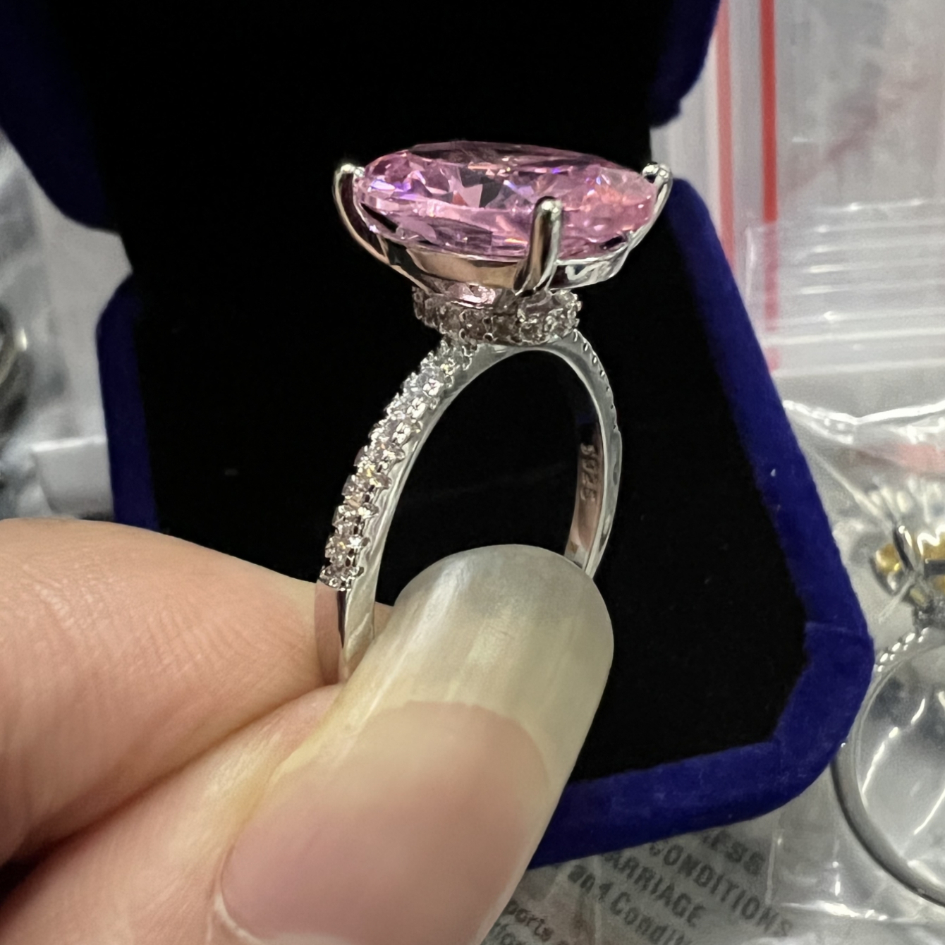 Bright Oval 6ct Lab Pink Diamond Ring 925 Sterling Silver Party Wedding Band Rings for Women Bridal Engagement Jewelry Gift