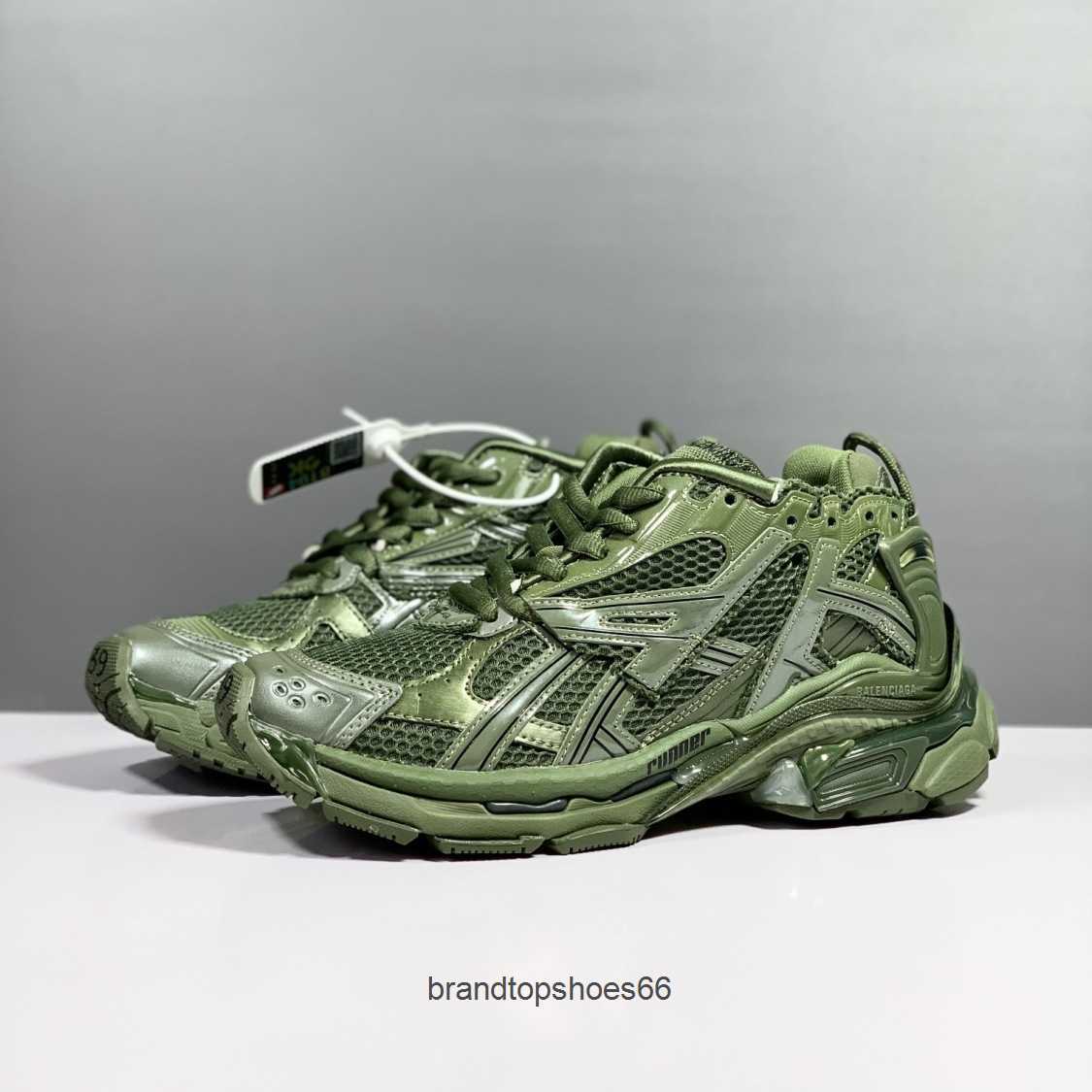 Graffiti Sport Paris 2023 Dirty Mens Generation Shoe 23 Designer Runner Shoes Old Balencg Top Thick Edition Sole Sports Couple 96f8
Graffiti Sport Paris 2023 Dirty Mens Generation Shoe 23 Designer Runner Shoes Old Balencg Top Thick Edition Sole Sports Couple 96f8