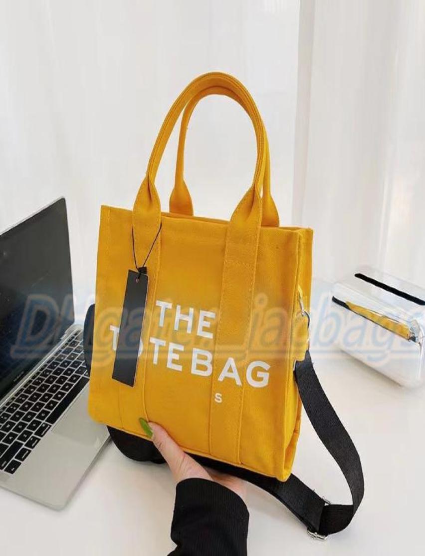 Designers fashion Bags the tote bag fashion Large Luxurys nylon cross body shoulder handbags womens wallets purse crossbody casual4063722, Orange
Designers fashion Bags the tote bag fashion Large Luxurys nylon cross body shoulder handbags womens wallets purse crossbody casual4063722, Orange