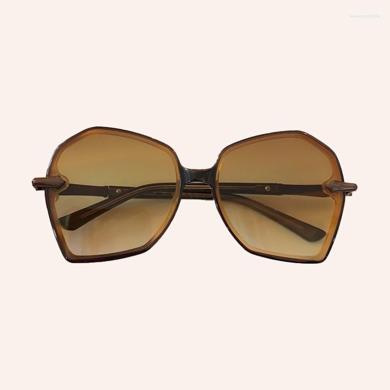 Sunglasses Brown Tinted Full Men Retro Rectangular Sun Glasses For Women 2023 Summer High Quality Luxury Unisex Eyewear UV400
Sunglasses Brown Tinted Full Men Retro Rectangular Sun Glasses For Women 2023 Summer High Quality Luxury Unisex Eyewear UV400