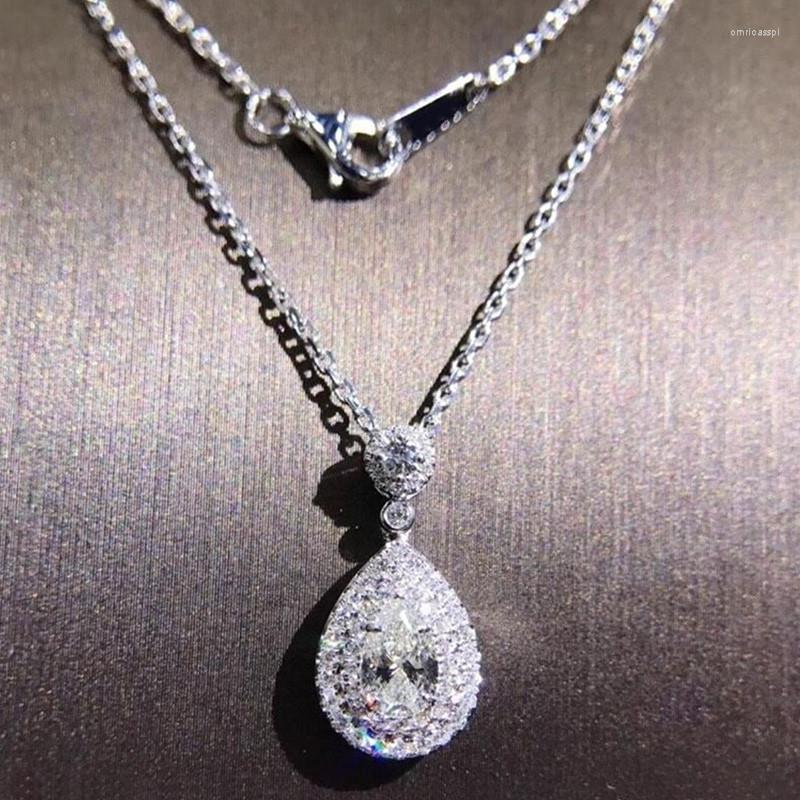 Pendant Necklaces GDMN Elegant Water Drop Necklace With Dazzling CZ Engagement For Women Luxury Silver Color Fashion Jewelry
Pendant Necklaces GDMN Elegant Water Drop Necklace With Dazzling CZ Engagement For Women Luxury Silver Color Fashion Jewelry