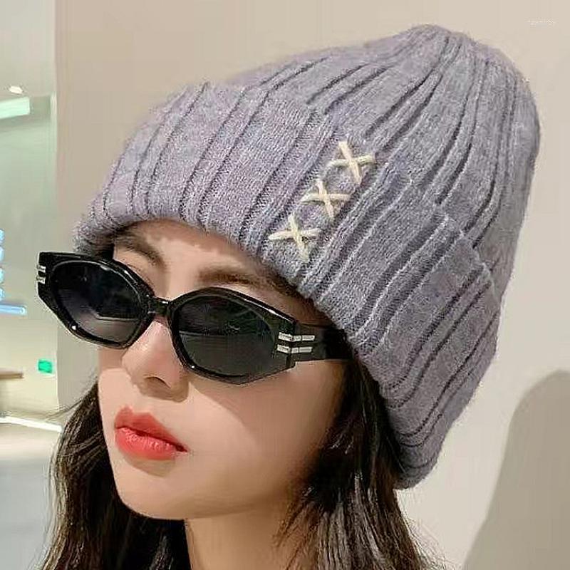Berets 2023 Autumn Winter Korean Knitted Beanies Women's Street Girl Hip-hop Bucket Hats Solid Color Wool Warm Versatile Beanie, 04-black
Berets 2023 Autumn Winter Korean Knitted Beanies Women's Street Girl Hip-hop Bucket Hats Solid Color Wool Warm Versatile Beanie, 04-black