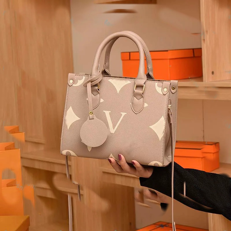 Tote Crossbody Bag shopping tote FASHION Crafty ONTHEGO PM WOMEN luxurys designers bags messenger Women Messenger Bags, Box
Tote Crossbody Bag shopping tote FASHION Crafty ONTHEGO PM WOMEN luxurys designers bags messenger Women Messenger Bags, Box