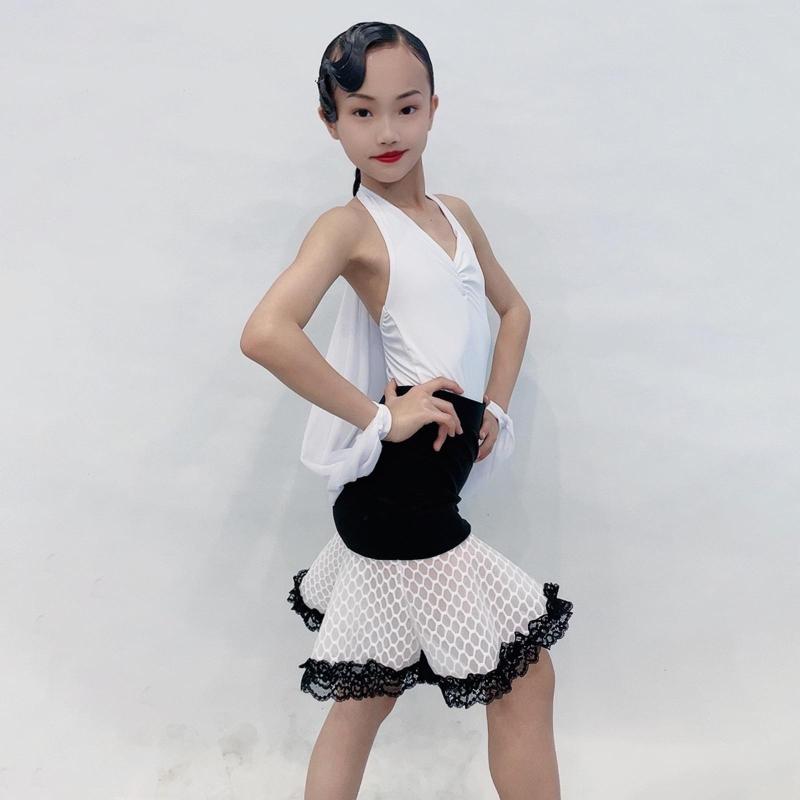 Stage Wear 2023 Kids Professional Dance Clothing For Girls White Ribbon Latin Top Skirts Costume Practice SL8410
Stage Wear 2023 Kids Professional Dance Clothing For Girls White Ribbon Latin Top Skirts Costume Practice SL8410
