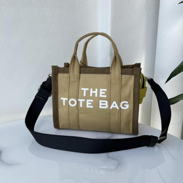 2022 Summer New Designer Crossbody Bags Letter Embroidery Canvas The Tote Bag with Trim Ladies Handbag9441762, Sky blue
2022 Summer New Designer Crossbody Bags Letter Embroidery Canvas The Tote Bag with Trim Ladies Handbag9441762, Sky blue