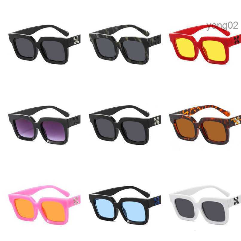 Frames Fashion Offs Luxury Sunglasses Brand Men Women Sunglass Arrow x Black Frame Eyewear Trend Hip Hop Square Sunglasse Sports Travel Sun Glasses Mca5
Frames Fashion Offs Luxury Sunglasses Brand Men Women Sunglass Arrow x Black Frame Eyewear Trend Hip Hop Square Sunglasse Sports Travel Sun Glasses Mca5