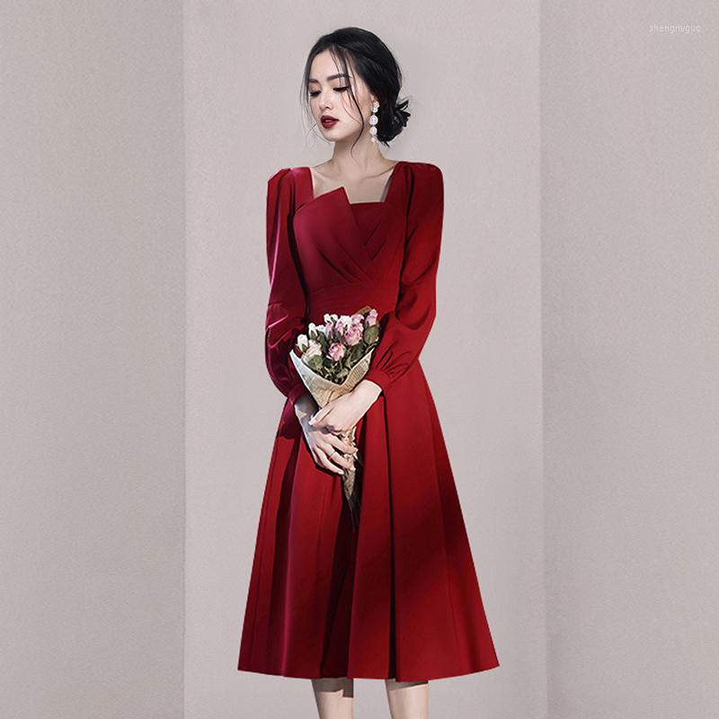 Casual Dresses JSXDHK Runway Autumn Red Party 2023 Elegant Women Square Collar Lantern Sleeve Female Ball Gown Midi Dress Vestidos
Casual Dresses JSXDHK Runway Autumn Red Party 2023 Elegant Women Square Collar Lantern Sleeve Female Ball Gown Midi Dress Vestidos