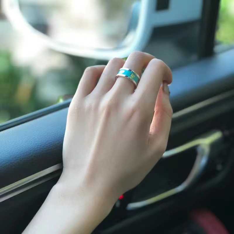 Designer famous brandTiffay s925 silver enamel heart shaped ring for female senior sense lake blue love lovers27MM
Designer famous brandTiffay s925 silver enamel heart shaped ring for female senior sense lake blue love lovers27MM