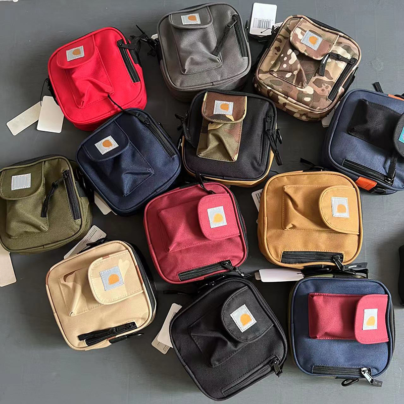Designer Shoulder Bag fashion women men Cross Body bag car shoulder bag Wallet Famous womens messenger bag Small square bag gift Oxford waterproof and durable, Camouflage
Designer Shoulder Bag fashion women men Cross Body bag car shoulder bag Wallet Famous womens messenger bag Small square bag gift Oxford waterproof and durable, Camouflage