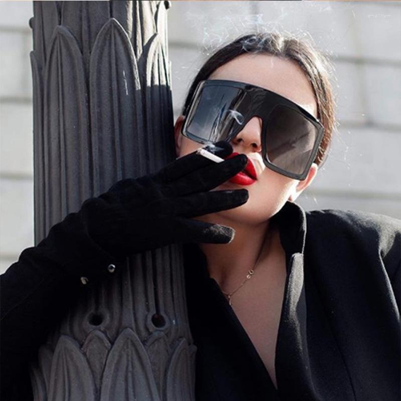 Sunglasses Black Oversized Plastic Women's Luxury Trendy Huge Mask Shaped Sun Glasses Men Bulk Shades Big Frame
Sunglasses Black Oversized Plastic Women's Luxury Trendy Huge Mask Shaped Sun Glasses Men Bulk Shades Big Frame