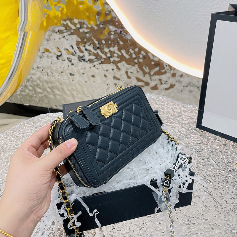 Handbag Designer Hobo Flap Bag Gold Chain Bag Fashion Women's Lunch CrossBody Purse Official Imported Genuine Leather From France Wallet Size 17cm, White 17x12cm
Handbag Designer Hobo Flap Bag Gold Chain Bag Fashion Women's Lunch CrossBody Purse Official Imported Genuine Leather From France Wallet Size 17cm, White 17x12cm