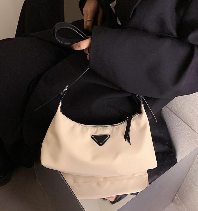 70 Off exclusive new fashion women039s bag personalized single shoulder diagonal simple Oxford hand7313503, White
70 Off exclusive new fashion women039s bag personalized single shoulder diagonal simple Oxford hand7313503, White