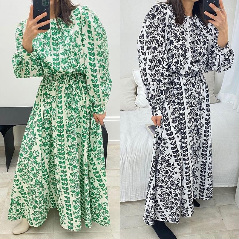 Casual Dresses Korean Ins Autumn French Elegant Round Neck Full Screen Floral Folds Waist Thin Long Sleeve Dress Skirt Women, Black
Casual Dresses Korean Ins Autumn French Elegant Round Neck Full Screen Floral Folds Waist Thin Long Sleeve Dress Skirt Women, Black