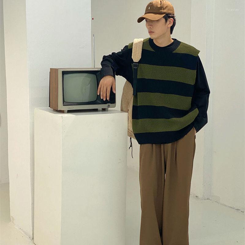Men' Vests Harajuku Stripe Sweaters Vest Men Retro Knitted V-Neck Pullovers Casual Loose Varsity Sweater Autumn Tops A19, Heibaitiao
Men' Vests Harajuku Stripe Sweaters Vest Men Retro Knitted V-Neck Pullovers Casual Loose Varsity Sweater Autumn Tops A19, Heibaitiao