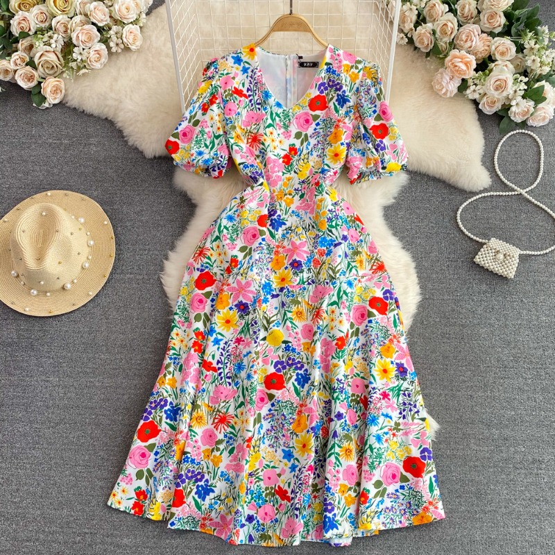 Summer Long Flower Dress French Gentle Style Temperament V-collar Bubble Short Sleeve Waist Slim A-line Dress, Pink
Summer Long Flower Dress French Gentle Style Temperament V-collar Bubble Short Sleeve Waist Slim A-line Dress, Pink