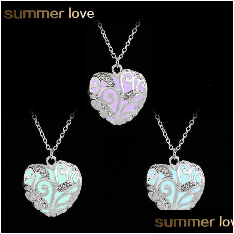 Pendant Necklaces New Luminous For Women Glow In The Dark Hollow Peach Heart Neck Crystal Necklace Sier Chain Christmas Gift Jewelry Dhfay
Pendant Necklaces New Luminous For Women Glow In The Dark Hollow Peach Heart Neck Crystal Necklace Sier Chain Christmas Gift Jewelry Dhfay