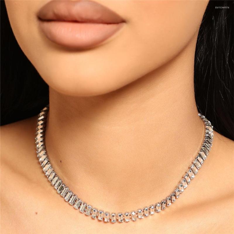 Pendant Necklaces Simple Fashionable Bohemian Rhinestone Crystal Necklace Women's Vintage Jewelry Wholesale
Pendant Necklaces Simple Fashionable Bohemian Rhinestone Crystal Necklace Women's Vintage Jewelry Wholesale