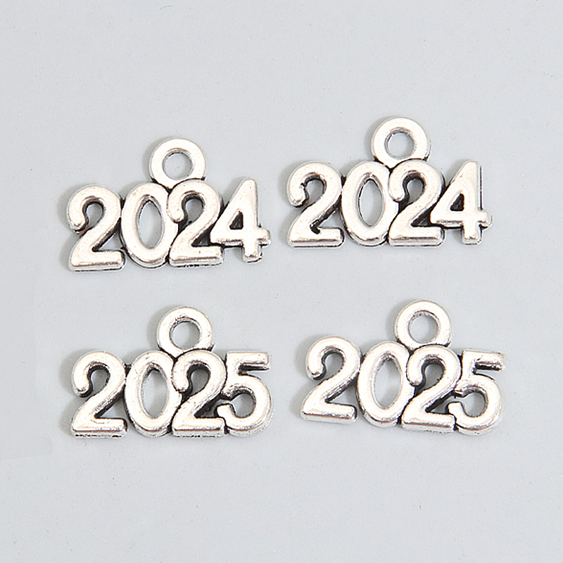 100pcs Number 2024 2025 Year Charms Letters Pendants Silver Color For DIY Handmade Metal Alloy Jewelry Making Accessorie
100pcs Number 2024 2025 Year Charms Letters Pendants Silver Color For DIY Handmade Metal Alloy Jewelry Making Accessorie