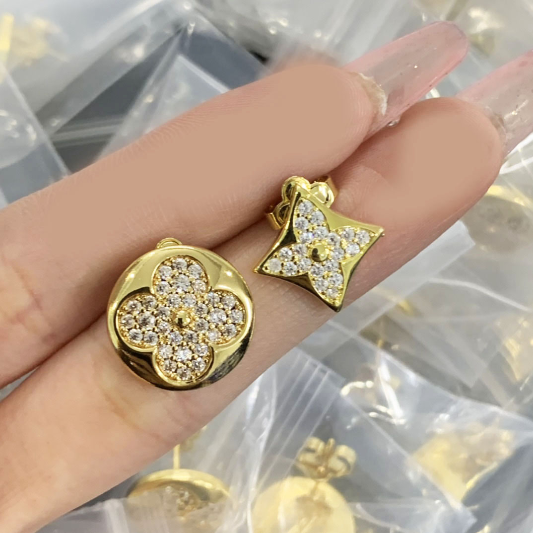Deaigner Earrings Luxury Crystal Letter Clover Charm Earrings 18K Gold S925 Silver Plated Ear Stud Earrings For Women Men Party Diamond Flower Fashion Jewelry Gift