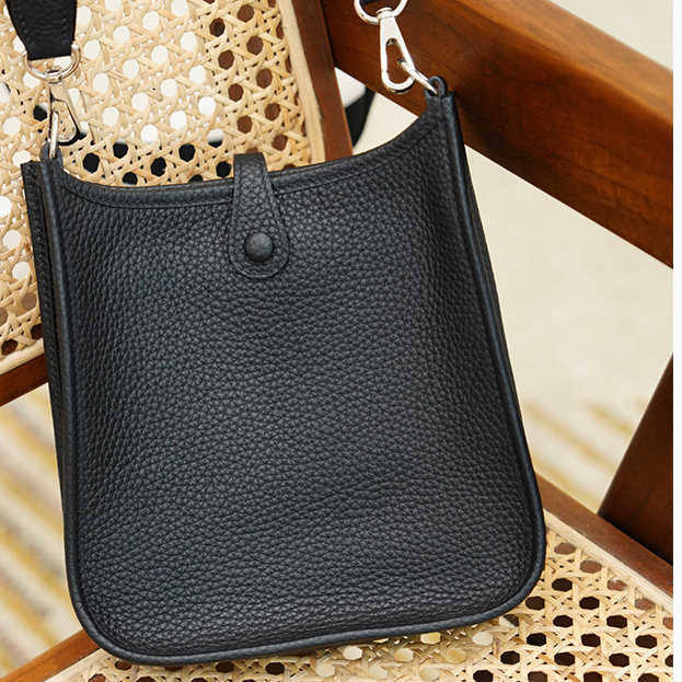 Designer Bag Bags Single Top Crossbody High Mini Tote Shoulder h Small Layer Cowhide 2023 Order Evelynbag Women's Leather P7cf With Logo XTRW
Designer Bag Bags Single Top Crossbody High Mini Tote Shoulder h Small Layer Cowhide 2023 Order Evelynbag Women's Leather P7cf With Logo XTRW