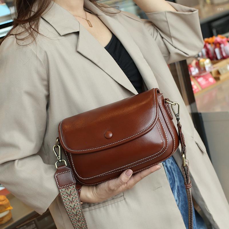 Evening Bags Genuine Leather Women's Bag Top Layer Plant Tanned Cowhide Shoulder Fashion Versatile Commuter Handheld Crossbody, Black 
Evening Bags Genuine Leather Women's Bag Top Layer Plant Tanned Cowhide Shoulder Fashion Versatile Commuter Handheld Crossbody, Black