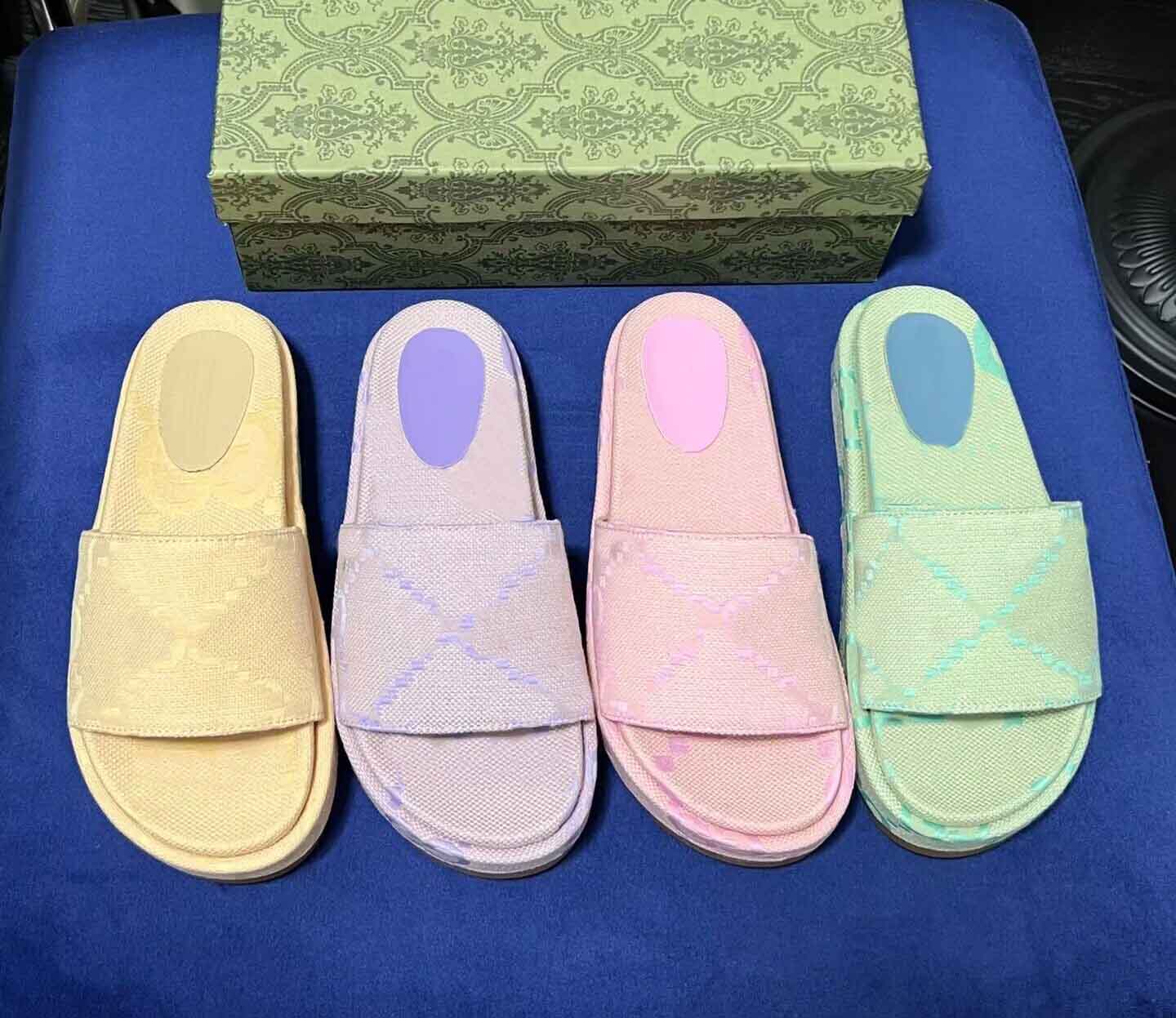 Women sandal slipper 4.5cm jumbo platform side sandals fashion Sandals Beach Thick bottom slipper Luxury Designer flop flip 35-44size with box
Women sandal slipper 4.5cm jumbo platform side sandals fashion Sandals Beach Thick bottom slipper Luxury Designer flop flip 35-44size with box