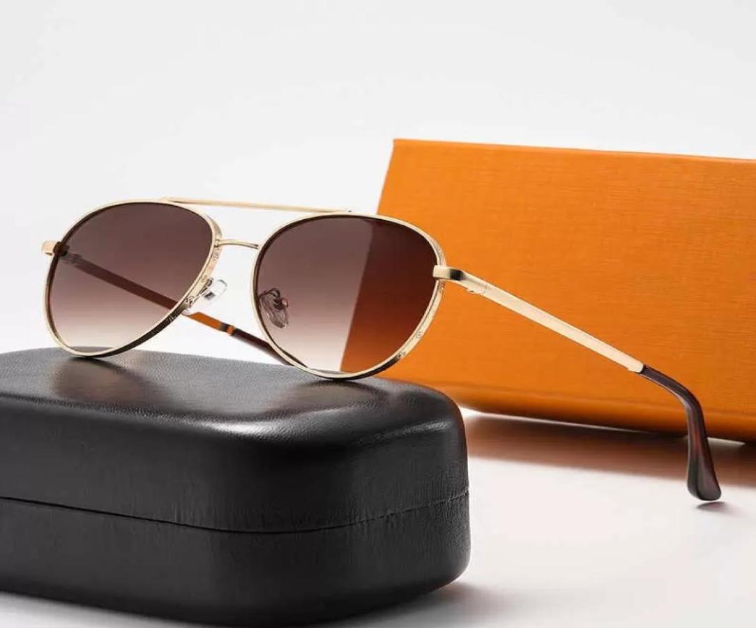 Quality tortoise frame sunglasses men women Real Glass Lenses Acetate Classic retro Sun Glasses driving UV400 Oculos De Sol Leathe1201786
Quality tortoise frame sunglasses men women Real Glass Lenses Acetate Classic retro Sun Glasses driving UV400 Oculos De Sol Leathe1201786