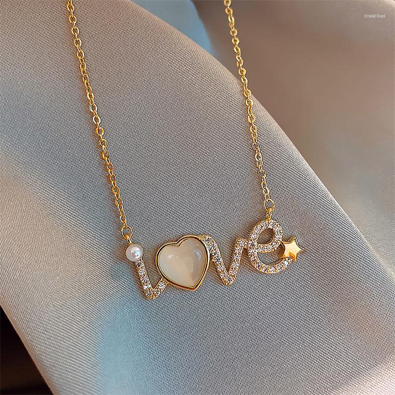 Pendant Necklaces Necklace For Women Fashion Crystal Love Letter Geometric Clavicle Chain Jewelry Accessories Wholesale
Pendant Necklaces Necklace For Women Fashion Crystal Love Letter Geometric Clavicle Chain Jewelry Accessories Wholesale