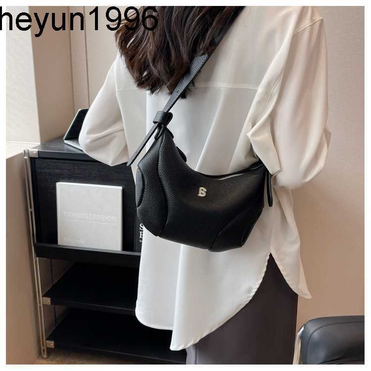 Niche design single shoulder underarm 2023 new minimalist trend versatile patchwork fashionable commuting bag for women, Black6
Niche design single shoulder underarm 2023 new minimalist trend versatile patchwork fashionable commuting bag for women, Black6