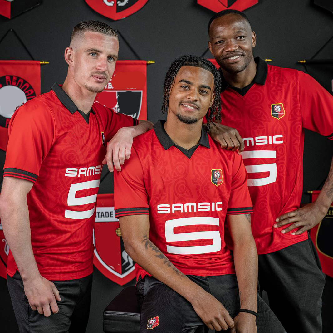 23 24 Stade Rennais soccer jerseys home Rennes maillot de foot 2023 2024 Toko Ekambi BOURIGEAUD TERRIER DOKU GOUIRI KALIMUENDO uniforms men kids kit football shirts T, 2023/2024 home
23 24 Stade Rennais soccer jerseys home Rennes maillot de foot 2023 2024 Toko Ekambi BOURIGEAUD TERRIER DOKU GOUIRI KALIMUENDO uniforms men kids kit football shirts T, 2023/2024 home