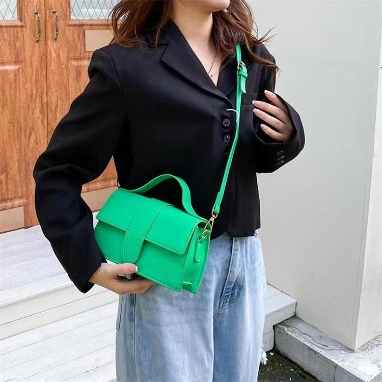 Designer Bags Shoulder bag Womens Clutch Crossbody Fashion Purse With Fastening Detachable Adjustable Shoulder Strap HandbagsUnderarm package, Yellow
Designer Bags Shoulder bag Womens Clutch Crossbody Fashion Purse With Fastening Detachable Adjustable Shoulder Strap HandbagsUnderarm package, Yellow