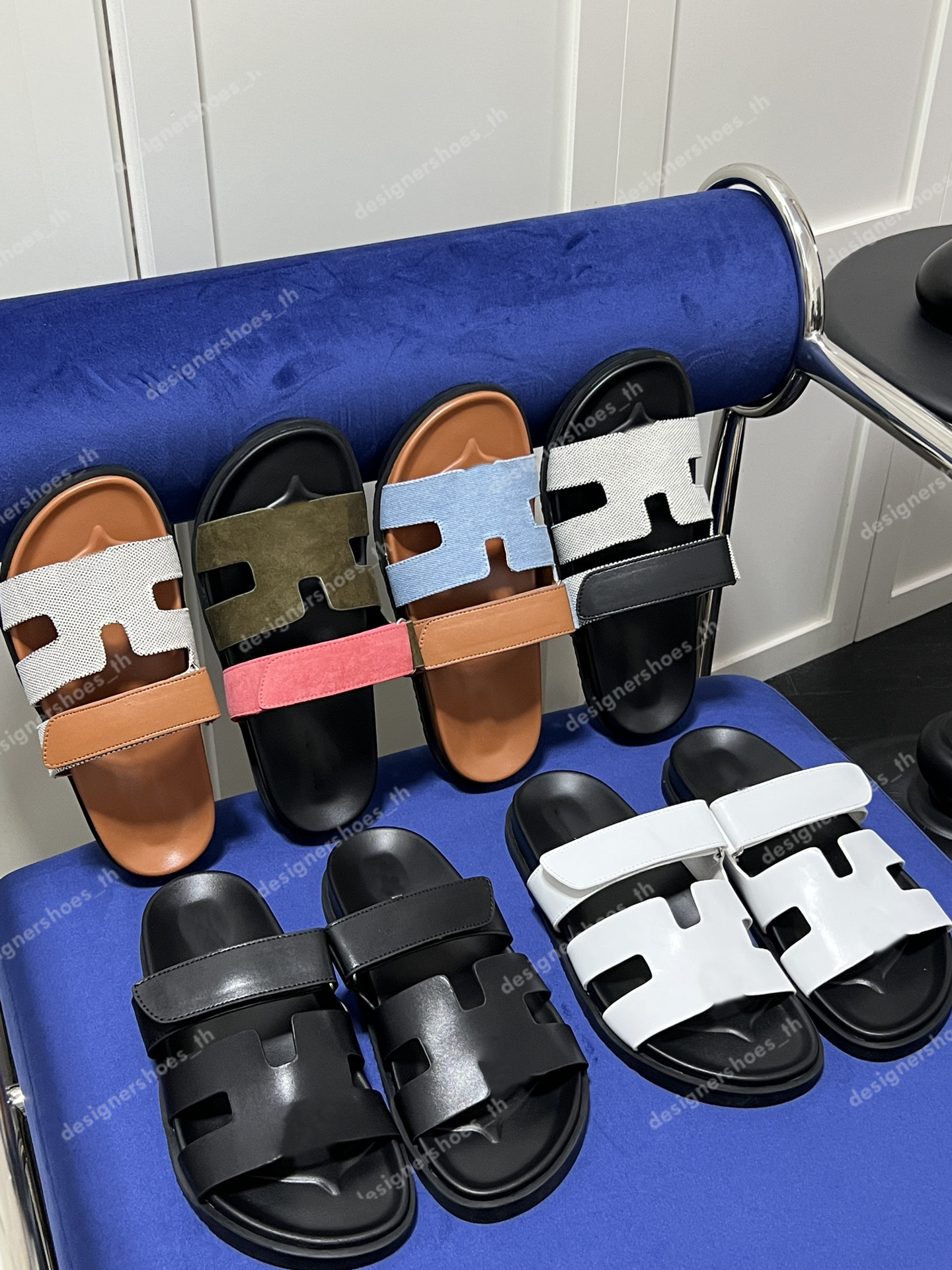 Designer Sandal Chypre Slipper Classic Slides Flat Sandals Luxury Summer Lady Leather Flip Flops Black Sandals Men Women Slippers WIth Box, 50
Designer Sandal Chypre Slipper Classic Slides Flat Sandals Luxury Summer Lady Leather Flip Flops Black Sandals Men Women Slippers WIth Box, 50