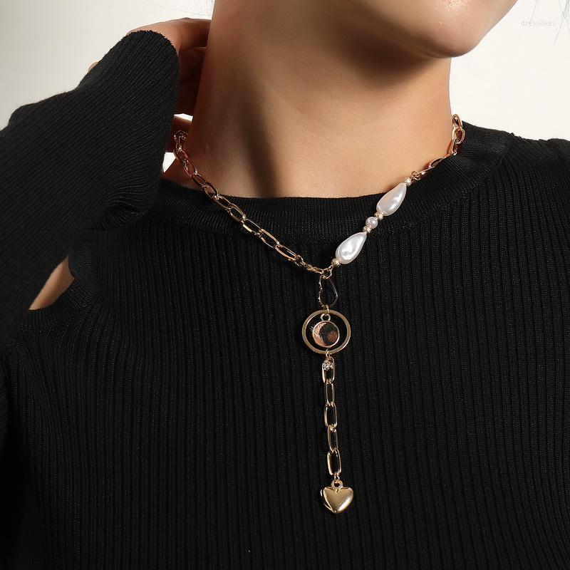 Pendant Necklaces Vintage Punk Imitation Pearl Thick Chains Love Heart Necklace Women Asymmetrical Leopard Geometric Jewelry
Pendant Necklaces Vintage Punk Imitation Pearl Thick Chains Love Heart Necklace Women Asymmetrical Leopard Geometric Jewelry