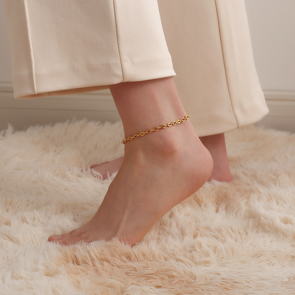 Korean Style New Titanium Steel Special-Interest Design Bean Anklet Women's Light Luxury High-Grade Plated 18K Anklet
Korean Style New Titanium Steel Special-Interest Design Bean Anklet Women's Light Luxury High-Grade Plated 18K Anklet