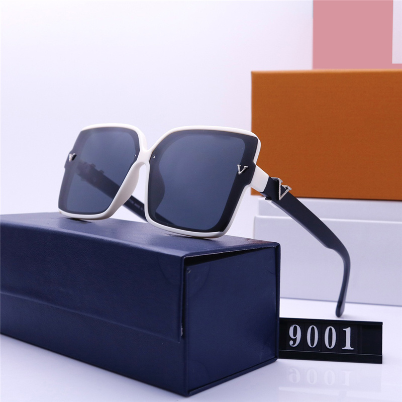 Designer Sunglasses Retro Rectangle Women Eyeglasses UV 400 Protection Letter Sun Glasses Suitable For Beach Fashion Show Travel
Designer Sunglasses Retro Rectangle Women Eyeglasses UV 400 Protection Letter Sun Glasses Suitable For Beach Fashion Show Travel