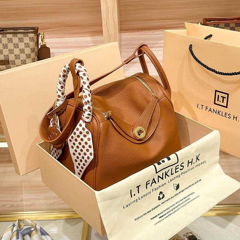 Lindys Bags H erme New Trendy High Capacity Lindys Bag Bag Genuine Leather Women's Bag One Shoulder Handbag Case Bag, Orange counter genuine gift box set
Lindys Bags H erme New Trendy High Capacity Lindys Bag Bag Genuine Leather Women's Bag One Shoulder Handbag Case Bag, Orange counter genuine gift box set