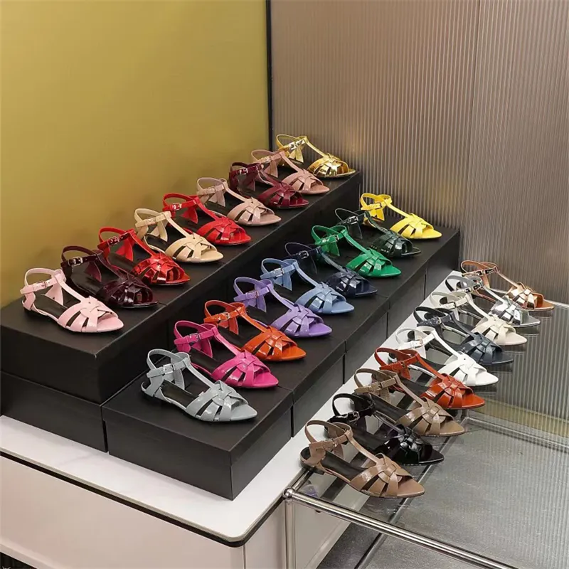 Fashion women's flat Sandals Summer designer leather casual flats Thin strap combination comfortable pointy shoelaces box Large Size 35-44, 36
Fashion women's flat Sandals Summer designer leather casual flats Thin strap combination comfortable pointy shoelaces box Large Size 35-44, 36