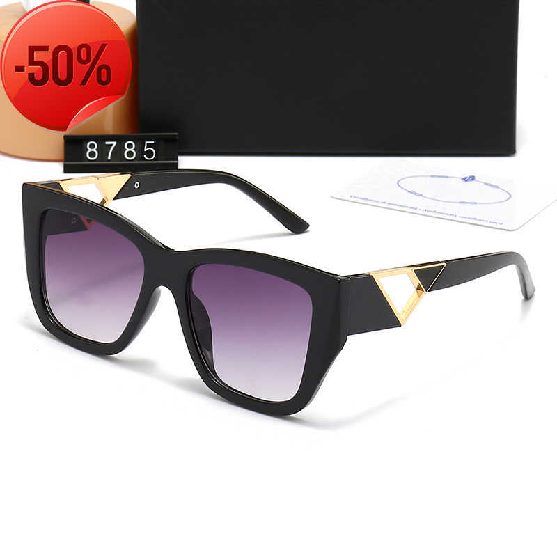 2023 Designer Sunglasses Classic Eyeglasses Goggle luxury 8785 Outdoor Beach Sun Glasses For Man Woman Mix Color Optional Triangular signature
2023 Designer Sunglasses Classic Eyeglasses Goggle luxury 8785 Outdoor Beach Sun Glasses For Man Woman Mix Color Optional Triangular signature