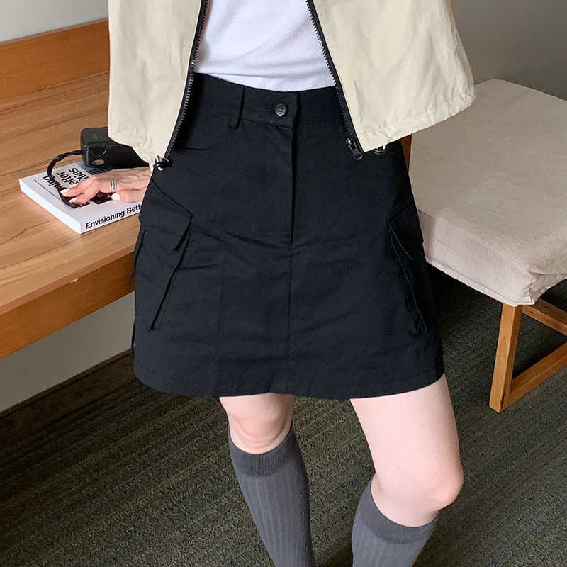 Wei Song design sense niche work attire half body skirt short skirt women' new high waisted and slim A-line skirt for spring/summer 2023, Black3
Wei Song design sense niche work attire half body skirt short skirt women' new high waisted and slim A-line skirt for spring/summer 2023, Black3