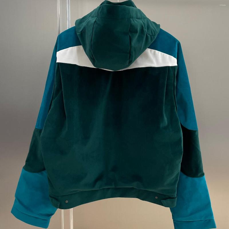 Men' Jackets High-end Original Color Blocking Hooded Jacket High Quality Sports Suede Windproof Famous Letters Design, Green
Men' Jackets High-end Original Color Blocking Hooded Jacket High Quality Sports Suede Windproof Famous Letters Design, Green