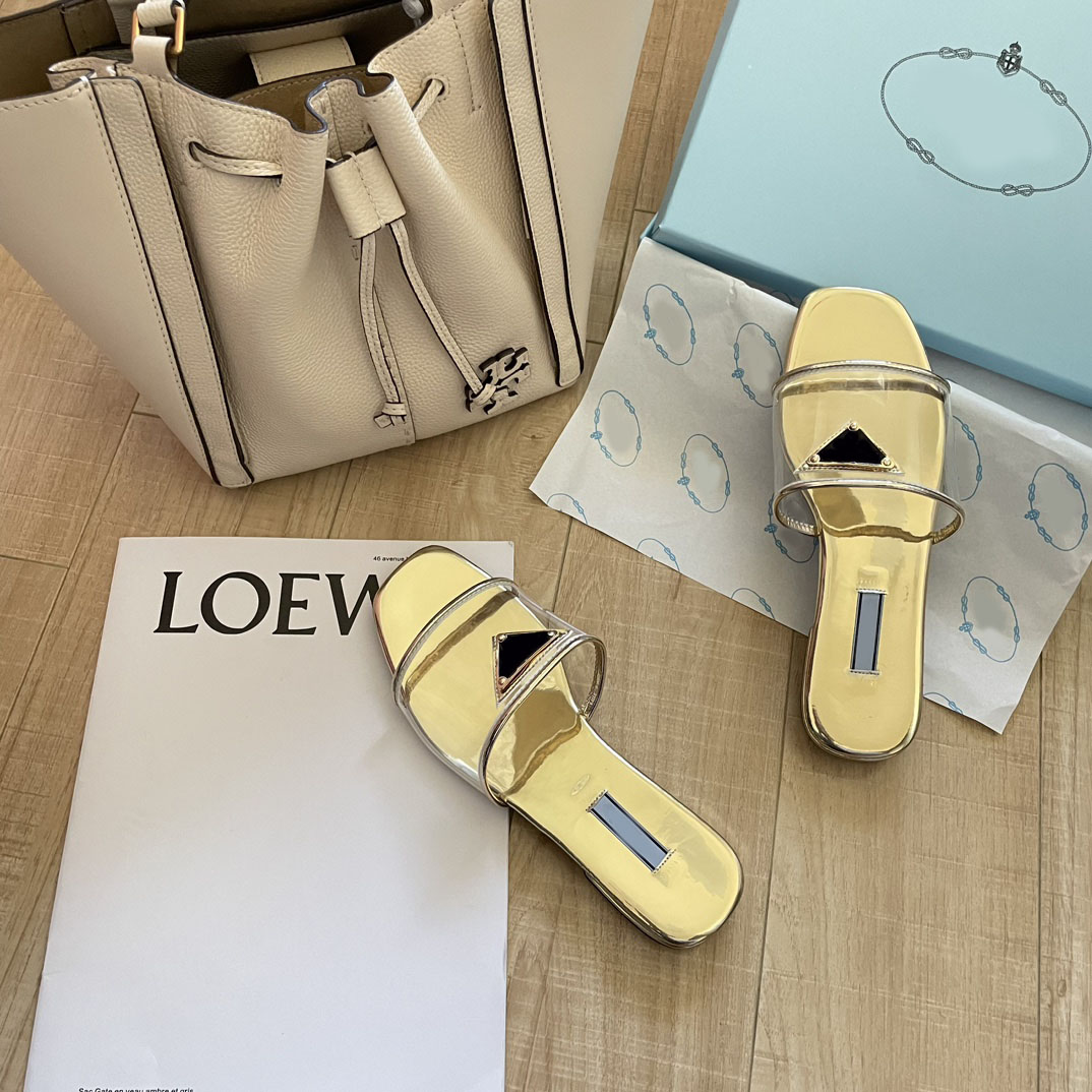 Ciabatte Hyaline Clear PVC Logo Slippers Slides Sandals heeled Flat heels open-toe shoes women's luxury designers leather outsole Casual shoes 1.5cm factory footwear, Yellow
Ciabatte Hyaline Clear PVC Logo Slippers Slides Sandals heeled Flat heels open-toe shoes women's luxury designers leather outsole Casual shoes 1.5cm factory footwear, Yellow