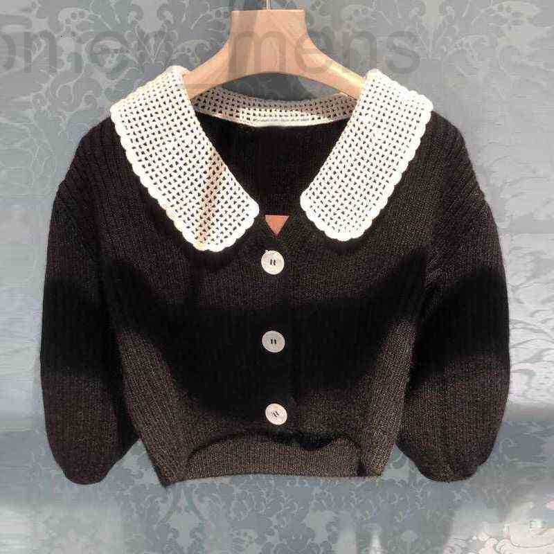 Women' Sweaters designer autumn and winter e slve doll neck cardigan swt age reducing Lapel medium jacket new style FK4M, Black
Women' Sweaters designer autumn and winter e slve doll neck cardigan swt age reducing Lapel medium jacket new style FK4M, Black