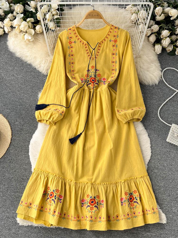 Casual Dresses Women Spring Summer Dress French Retro Lantern Sleeves Ethnic Style Niche Design Embroidered Vestidos Solid A-LINE D1886, Yellow 
Casual Dresses Women Spring Summer Dress French Retro Lantern Sleeves Ethnic Style Niche Design Embroidered Vestidos Solid A-LINE D1886, Yellow