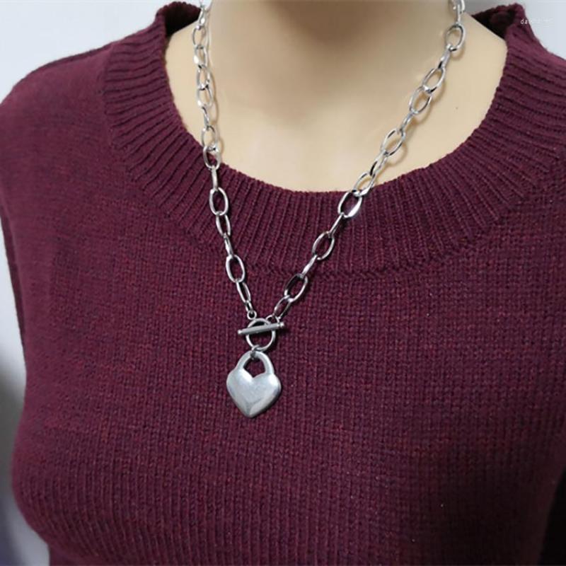 Chains Fashion Simple Love Lock Titanium Steel Necklace Pendant Jewelry Men And Women Trendy
Chains Fashion Simple Love Lock Titanium Steel Necklace Pendant Jewelry Men And Women Trendy