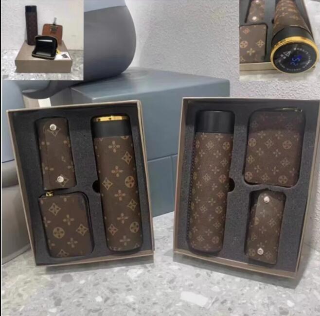 Top Drinkware LED Smart Water Bottles Mug Temperature Display Cover Drinkware Fashion Luxury Designer Stainless Steel Coffee Tea Cup Thermos