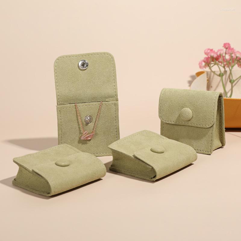 Jewelry Pouches Microfiber Flip Type Gift Bags 6x6cm Portable Storage Ring Earring Necklace Bracelet Bangle Sack Packaging
Jewelry Pouches Microfiber Flip Type Gift Bags 6x6cm Portable Storage Ring Earring Necklace Bracelet Bangle Sack Packaging